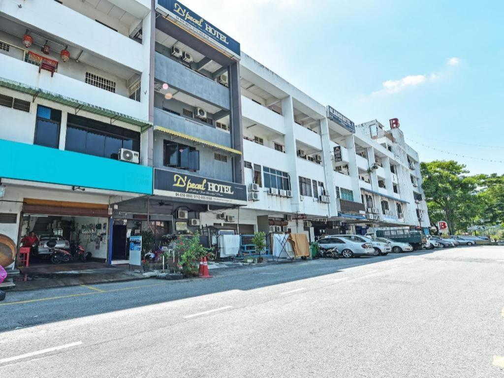 F Hotel Sungai Dua Bukit Kültér fotó